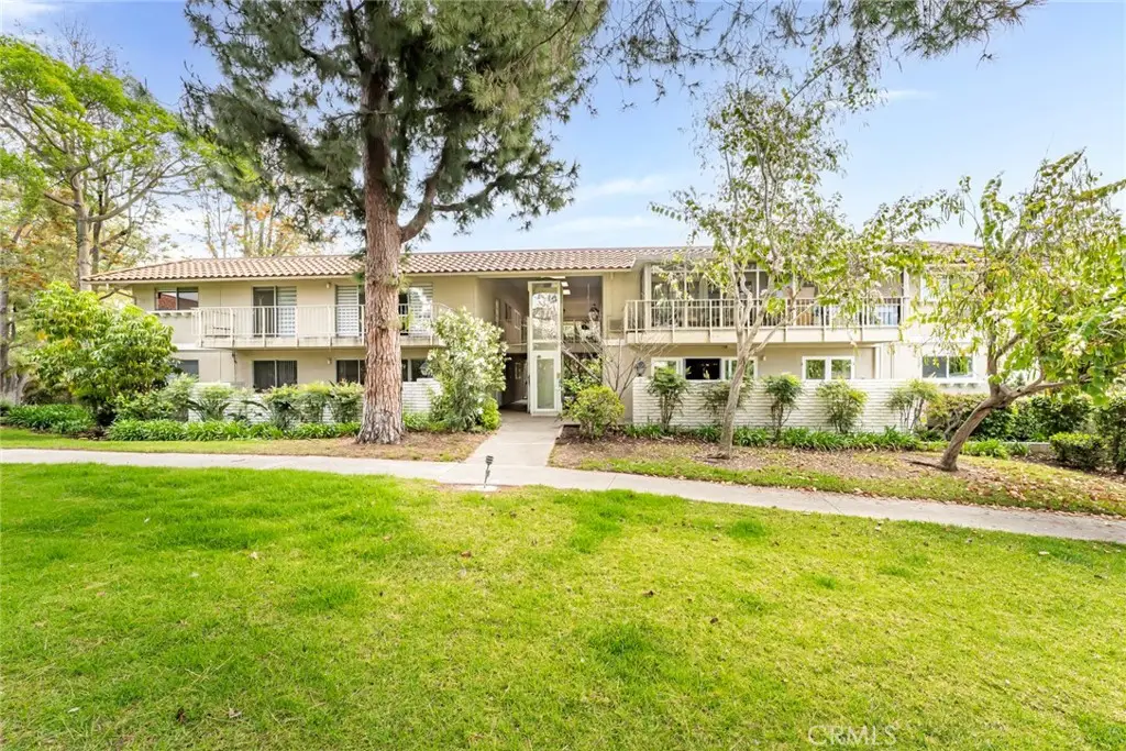 A Ronda Mendoza, Laguna Woods, CA 92637 - #1