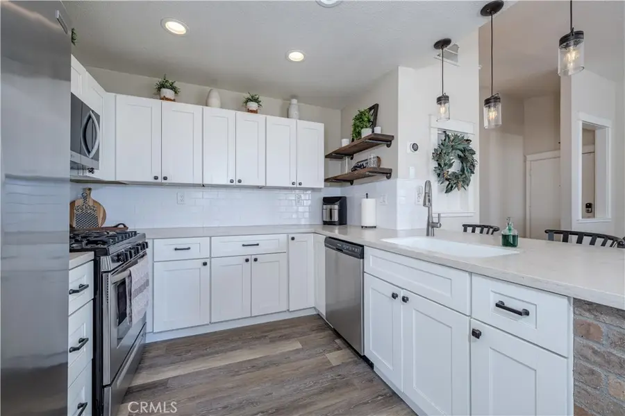 2552 Avenida Del Vista #204, Corona, CA 92882 - #3