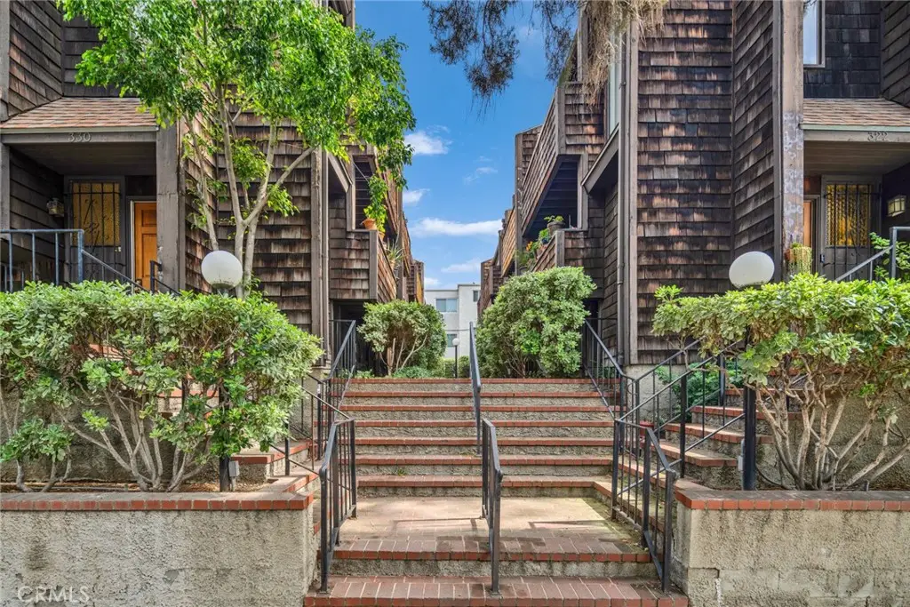 332 N 5th Street, Burbank, CA 91501 - #1