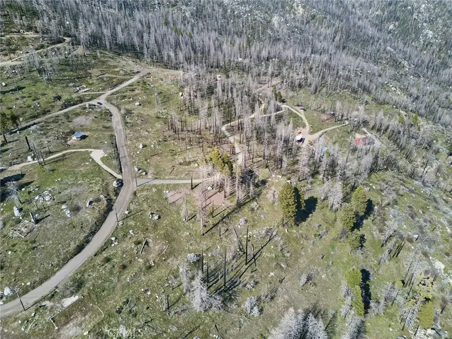 7000 Pineview Drive, Springville, CA 93265 - #3