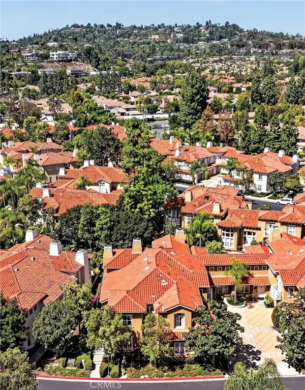 2531 Aquasanta, Tustin, CA 92782