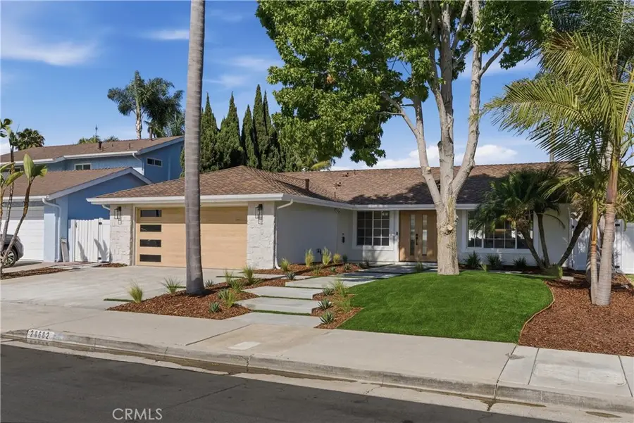 20682 Queens Park Lane, Huntington Beach, CA 92646 - #2