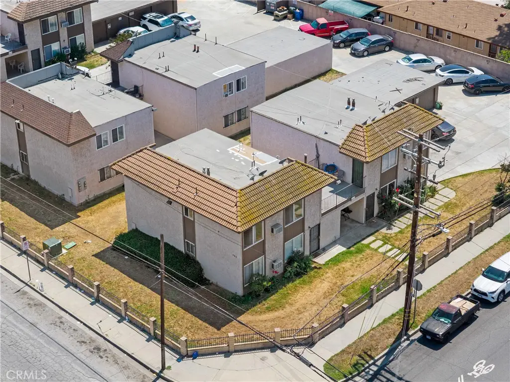 669 ,687,651 Weber St., Pomona, CA 91768 - #1