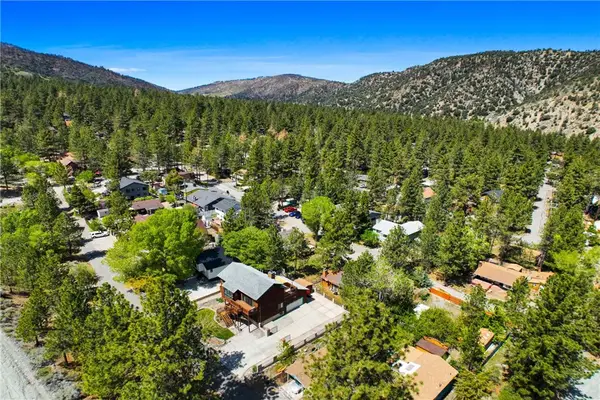 1880 Blackbird Rd., Wrightwood, CA 92397