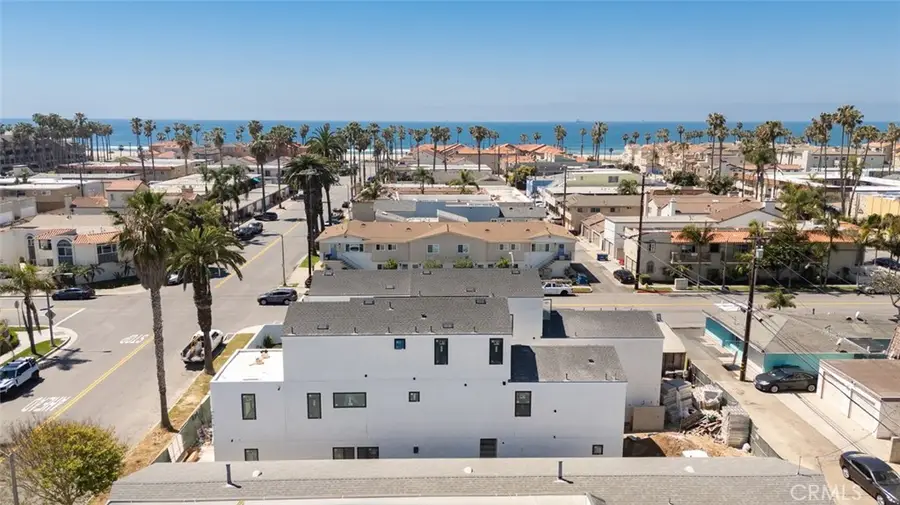 305 14th Street, Huntington Beach, CA 92648 - #2