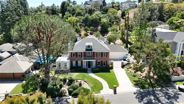 25602 Rapid Falls, Laguna Hills, CA 92653