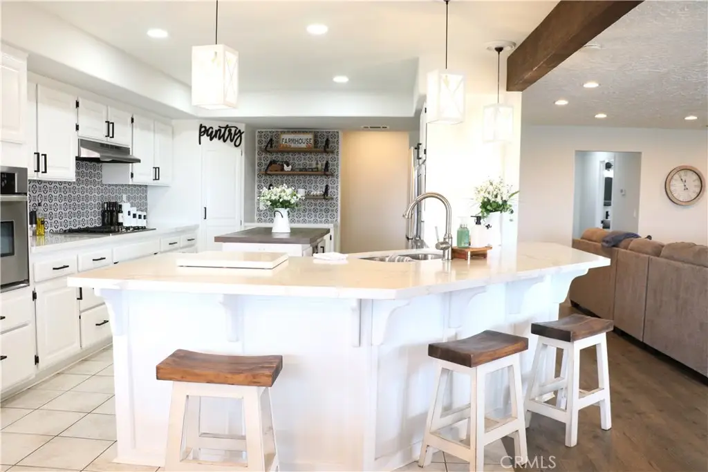 16324 Crown Valley, Apple Valley, CA 92307 - #1