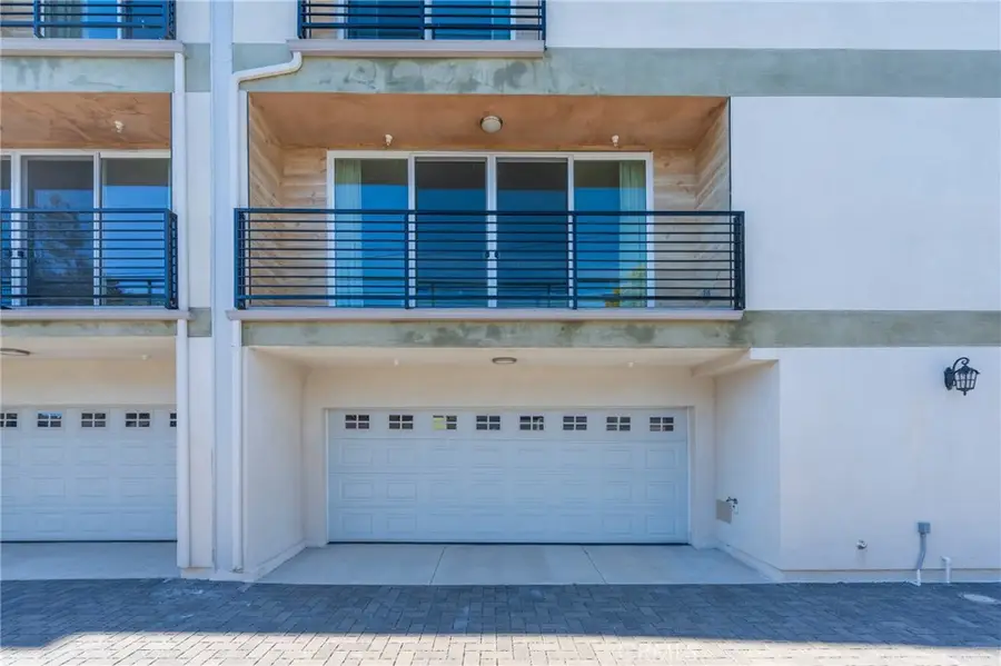 712 Chestnut Avenue, Los Angeles, CA 90042 - #3