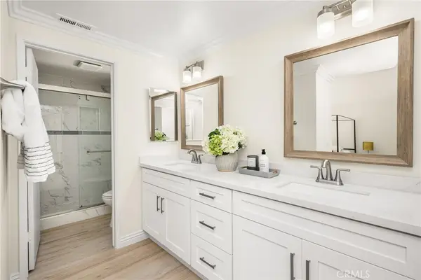 12 Blackswan, Irvine, CA 92604