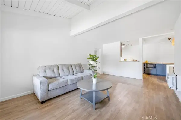 1040 W Macarthur #42, Santa Ana, CA 92707