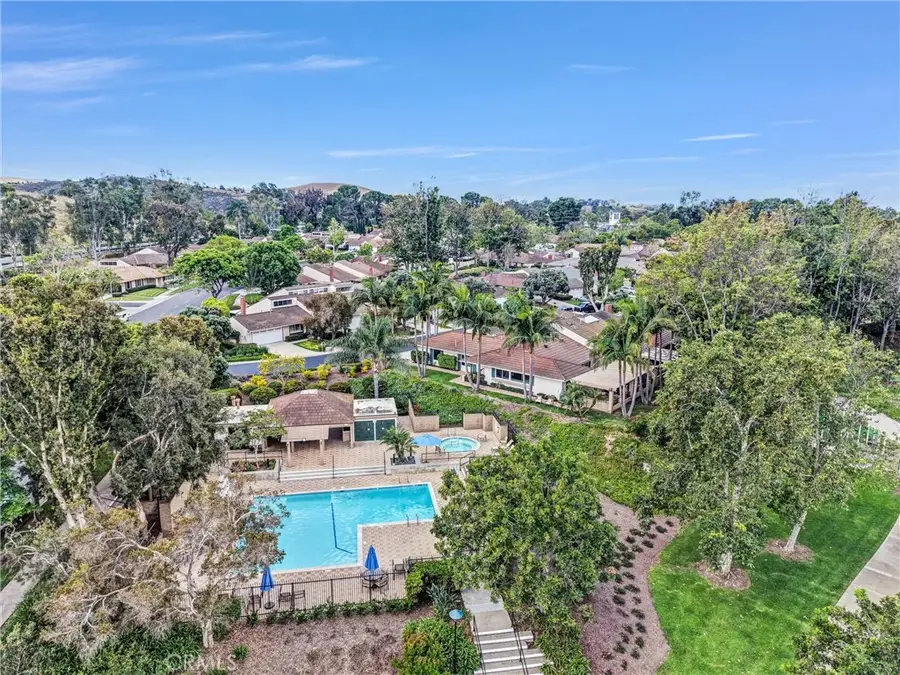 2 Featherwood, Irvine, CA 92612 - #2