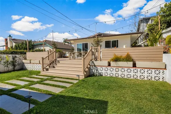 131 W Avenida Cordoba, San Clemente, CA 92672
