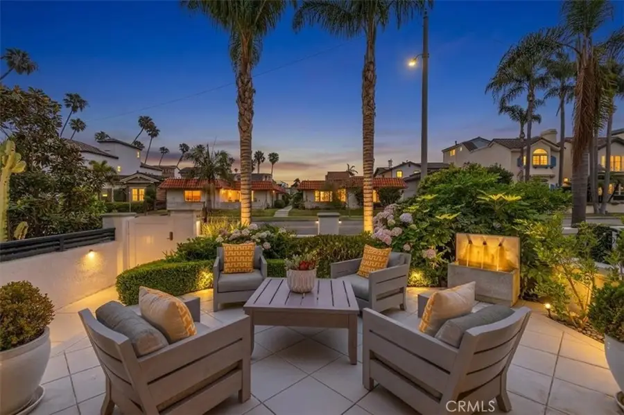 617 12th, Huntington Beach, CA 92648 - #2