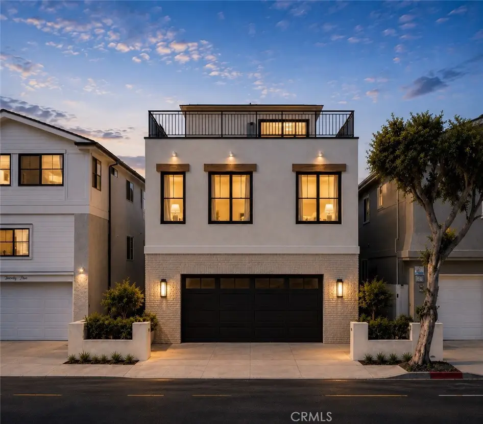 1123 E Balboa, Newport Beach, CA 92661 - #1