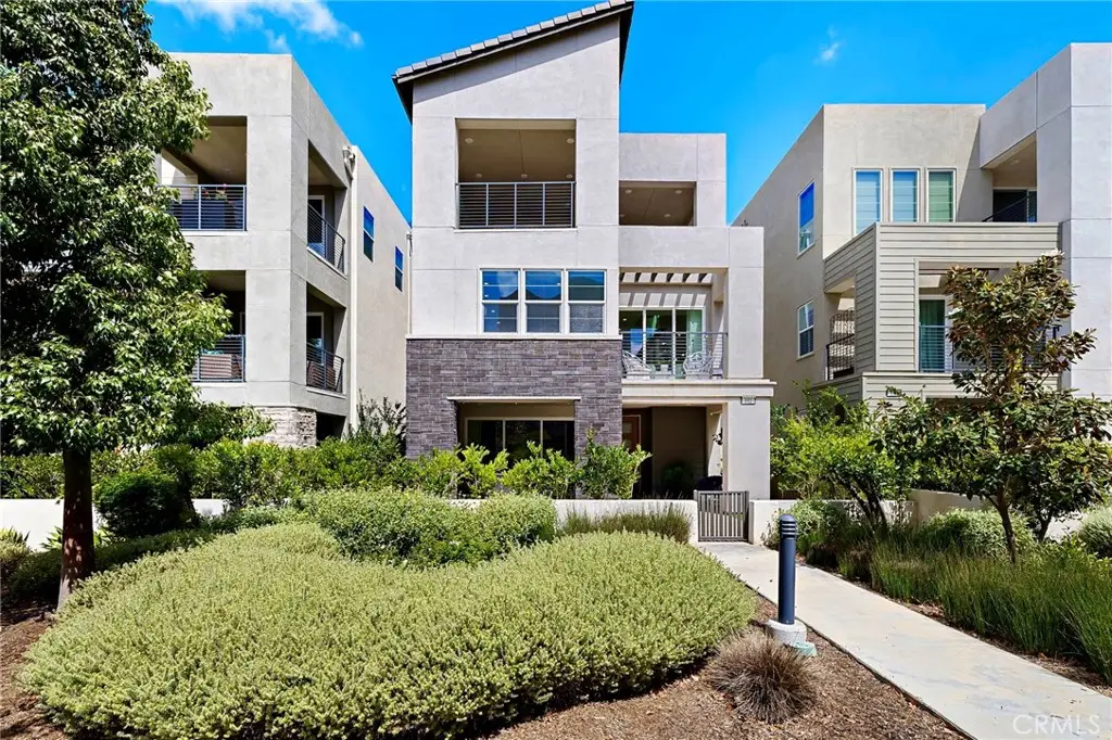 102 Pattern, Irvine, CA 92618 - #1