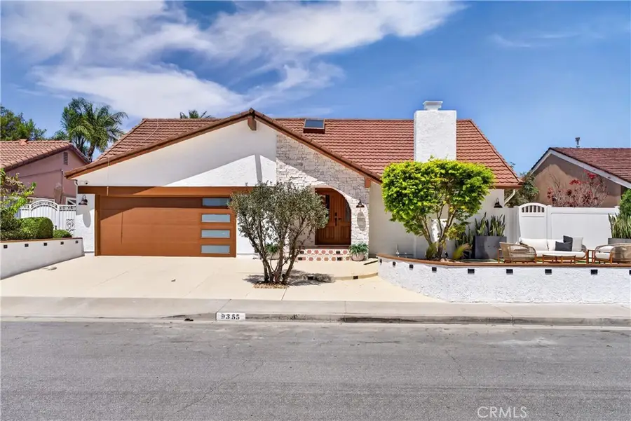 9355 Tanager, Fountain Valley, CA 92708 - #2