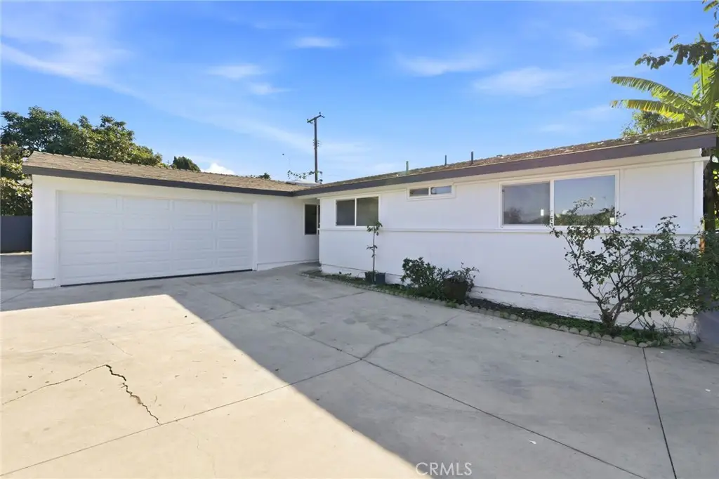 405 S Clara, Santa Ana, CA 92703 - #1