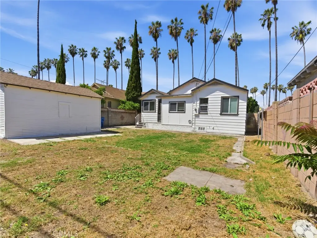 4900 8th Avenue, Los Angeles, CA 90043 - #1