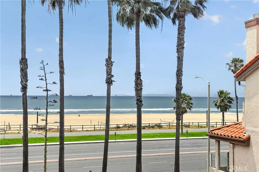 1400 Pacific Coast #305, Huntington Beach, CA 92648 - #2