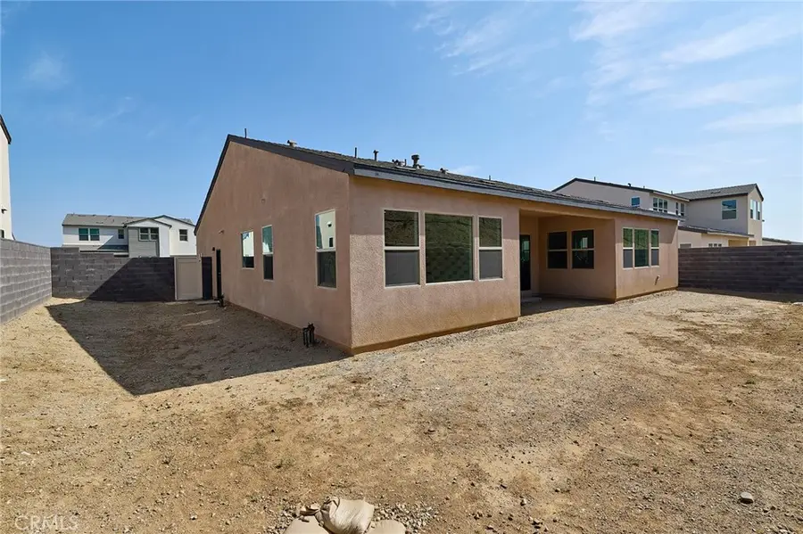15936 Conservatory Drive, Fontana, CA 92336 - #3