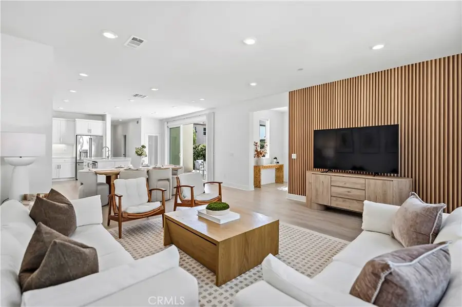 218 Tank, Irvine, CA 92618 - #3