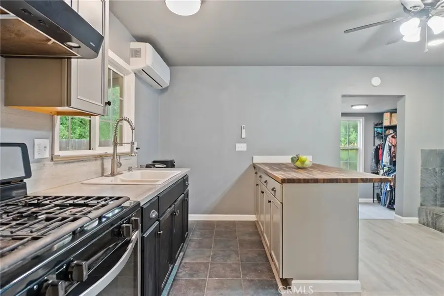 22011 Reading, Anderson, CA 96007 - #3