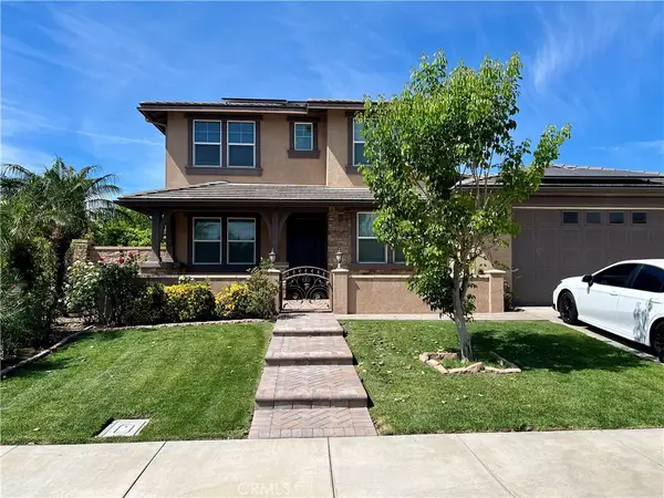 6877 Thistle Street, Eastvale, CA 92880