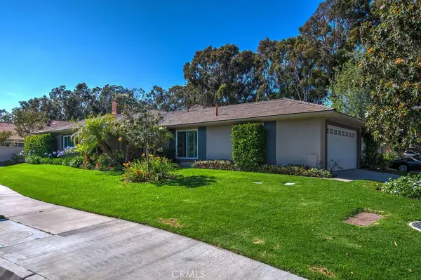 1 Dogwood N, Irvine, CA 92612