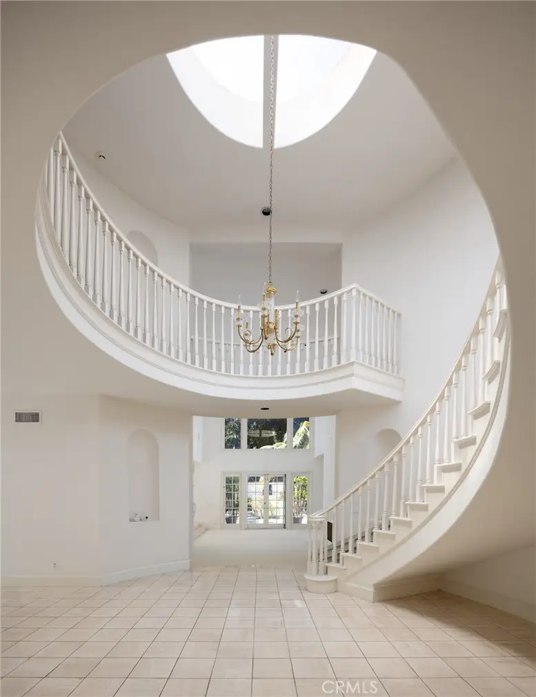 2 Chatham Court, Newport Beach, CA 92660 - #2