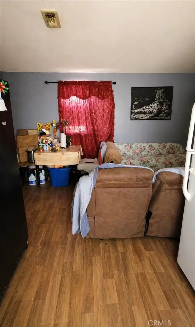 10749 Weigand Avenue, Los Angeles, CA 90059 - #3
