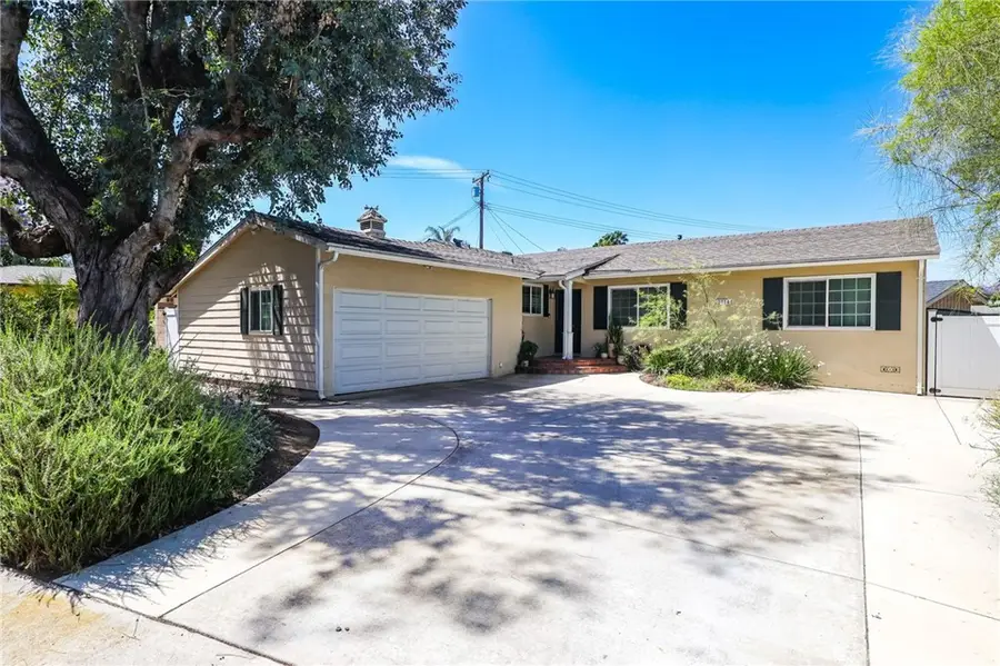 2914 Fallbrook Drive, Santa Ana, CA 92706 - #2