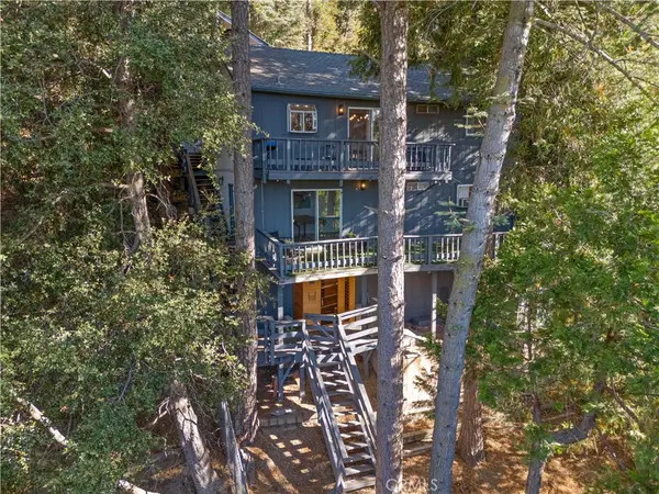 24556 Geneva Drive, Crestline, CA 92325