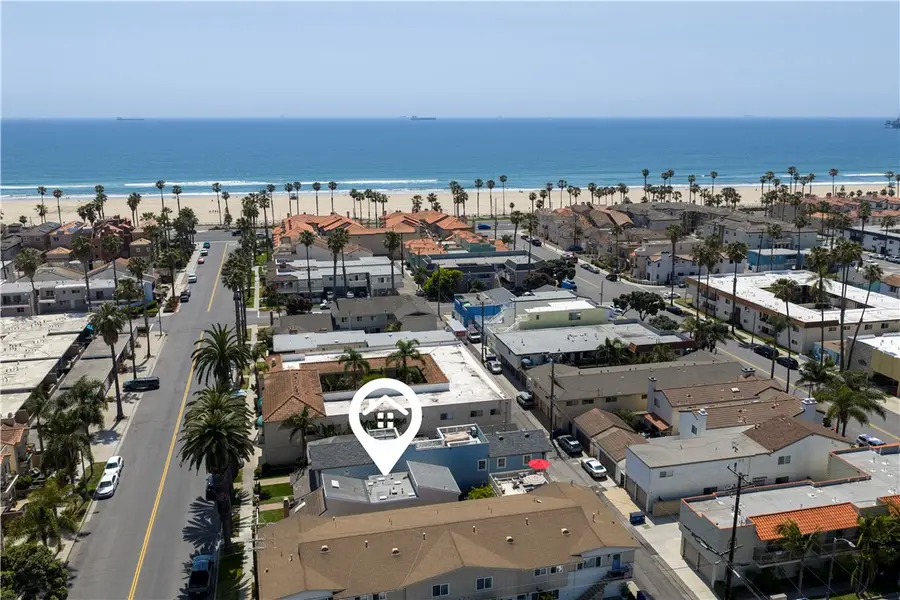 223 14th Street, Huntington Beach, CA 92648 - #2