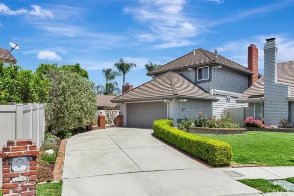 1104 Dennis Drive, Costa Mesa, CA 92626