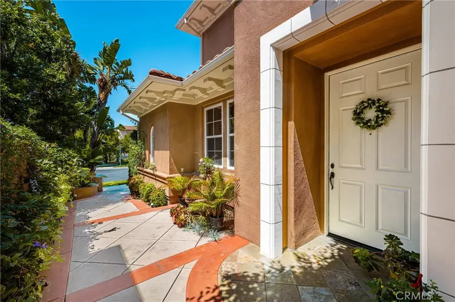 40 Paso Robles, Irvine, CA 92602 - #2