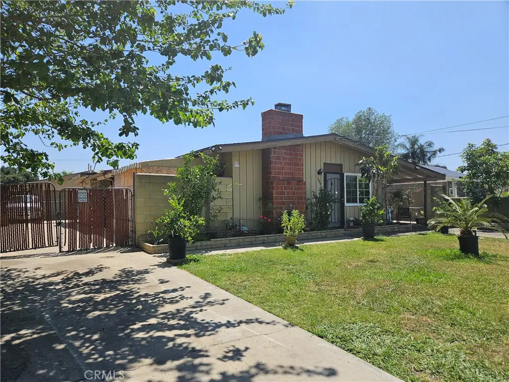 537 E 3rd, Rialto, CA 92376 - #1