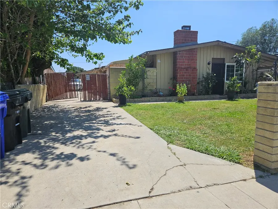 537 E 3rd, Rialto, CA 92376 - #3