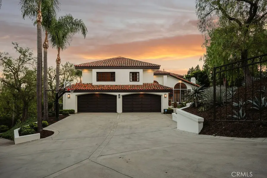 1805 Holly Tree Lane, Santa Ana, CA 92705 - #3