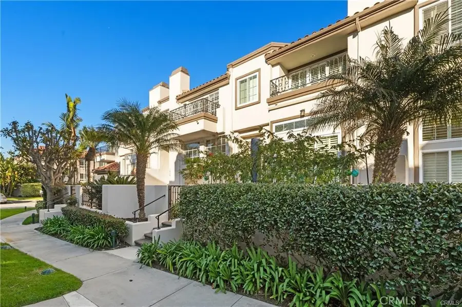 19295 Wingedfoot Circle, Huntington Beach, CA 92648 - #2