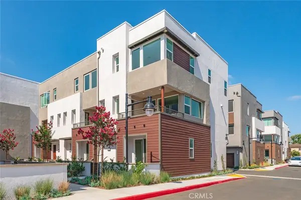 609 S Lyon Street, Santa Ana, CA 92705