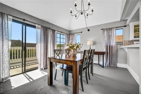 4682 Warner Avenue #C304, Huntington Beach, CA 92649