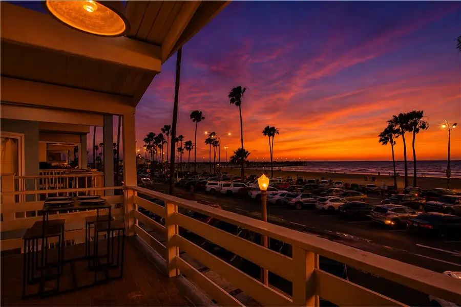 2212 W Oceanfront, Newport Beach, CA 92663 - #2