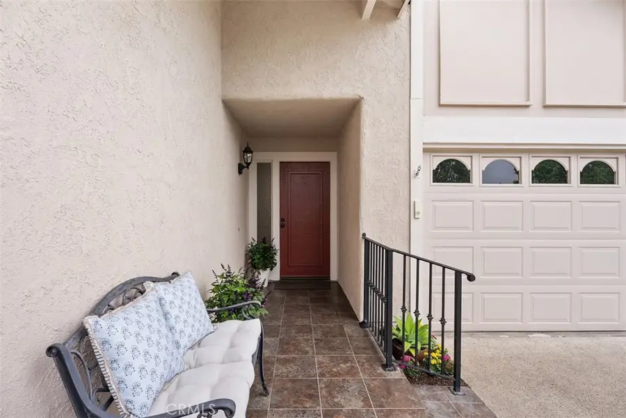 27684 Calle Valdes, Mission Viejo, CA 92692 - #3