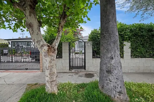 3529 10th Avenue, Los Angeles, CA 90018
