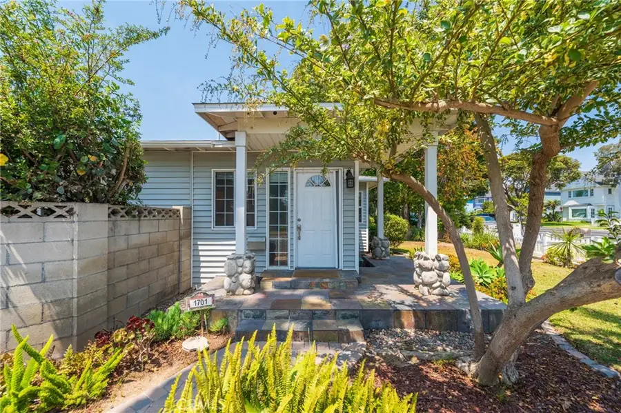 1701 Lake Street, Huntington Beach, CA 92648 - #3