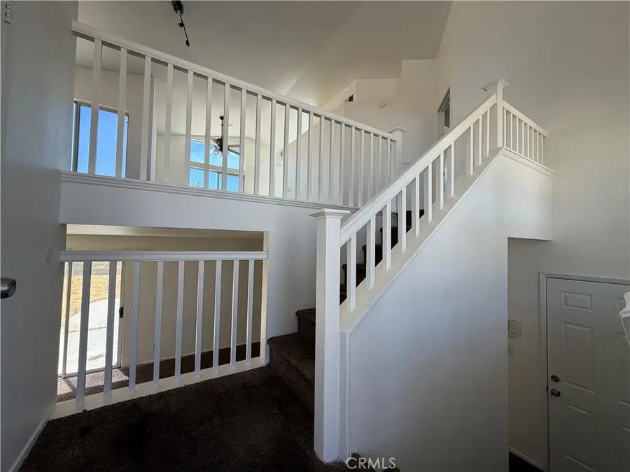 1860 Ivory, Palmdale, CA 93550 - #3