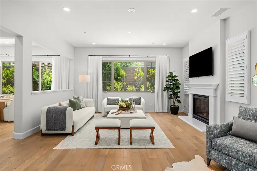 63 Lugano, Irvine, CA 92602 - #3