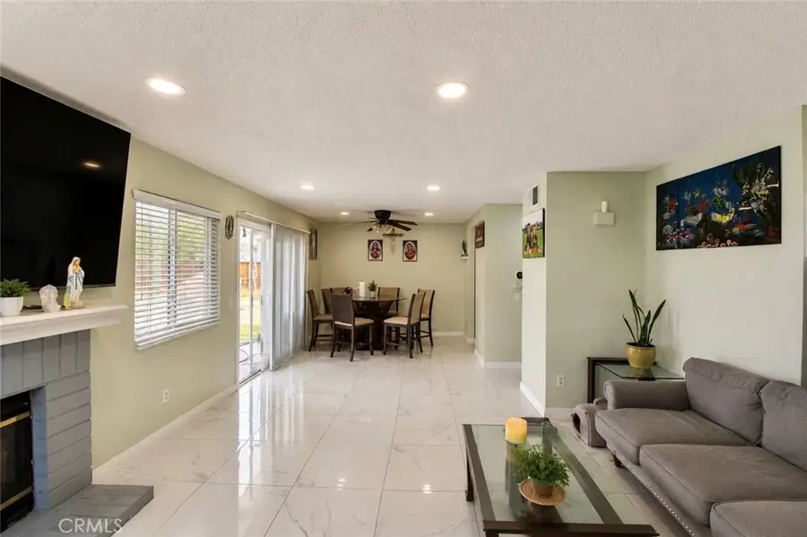 782 De La Luz, Perris, CA 92571 - #2