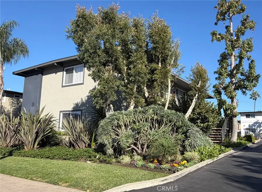 2260 Maple, Costa Mesa, CA 92627 - #2