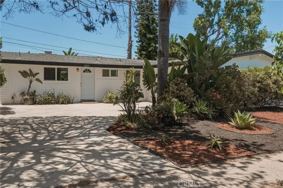 2107 Pomona, Costa Mesa, CA 92627 - #3
